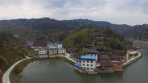 背山面水 风水